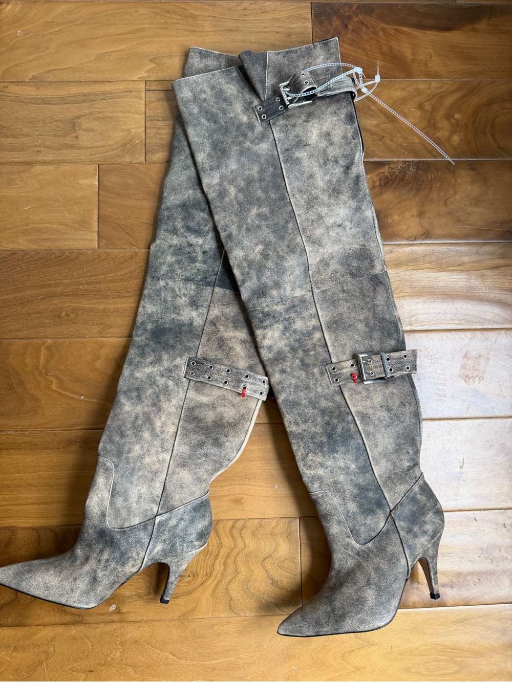 NWT Steve Madden Baddie Distressed Leather Over-The-Knee Moto Boots Sz 6,5 - Picture 12 of 16
